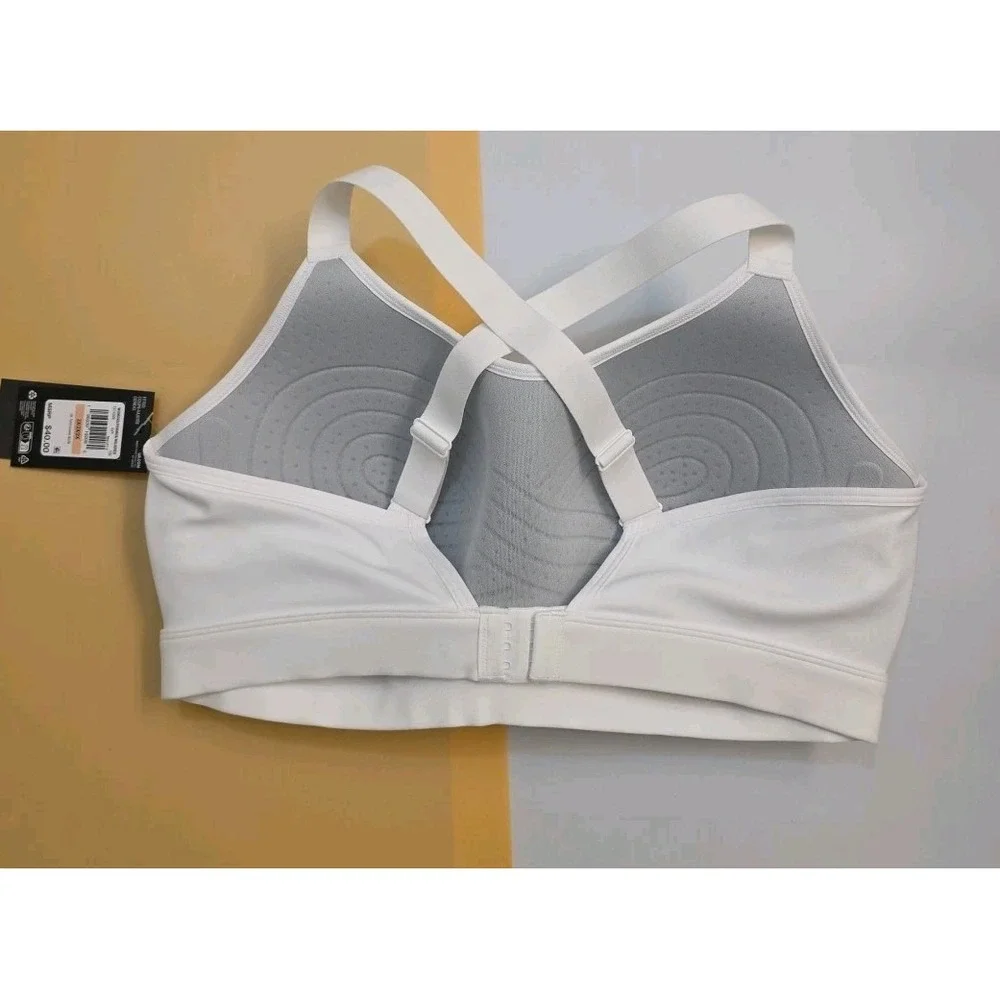 Under‎ Armour Continuum Mid Sports Bra White 1374399 Plus Size 2X 42DD 42DDD NEW